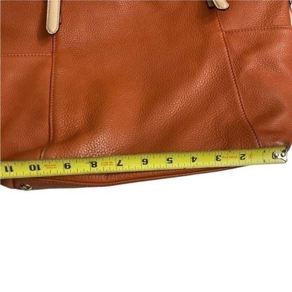 Michael kors authentic orange sienna leather tote bag - Picture 3 of 12